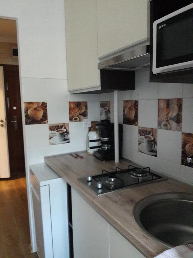 Studio+19 Apartman Kazincbarcika Esterno foto